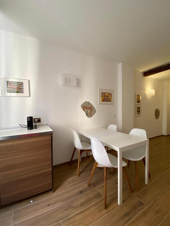 Carruggio 151-1 room 2